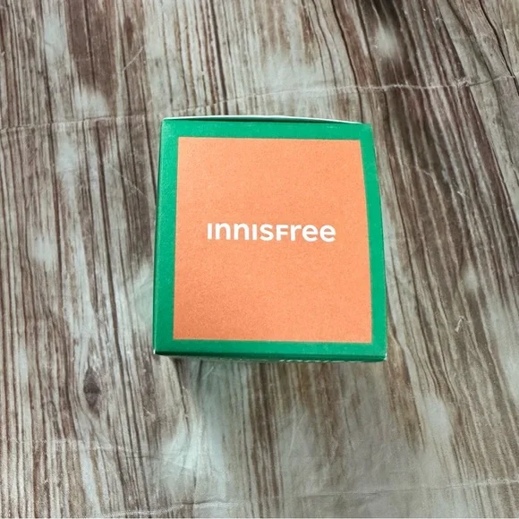 Innisfree Green Tea Enzyme Vitamin C Brightening Serum - Picture 9 of 12